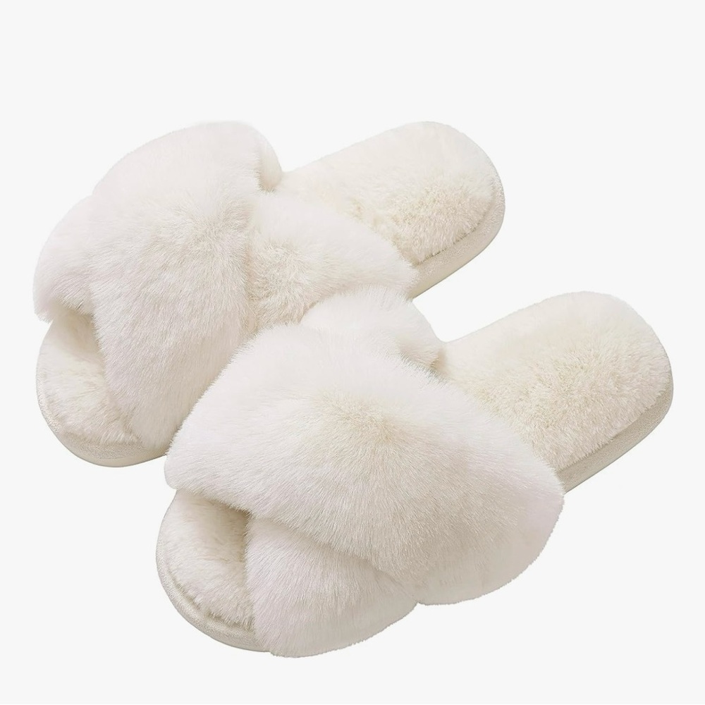 Cozy White Faux Fur Slippers